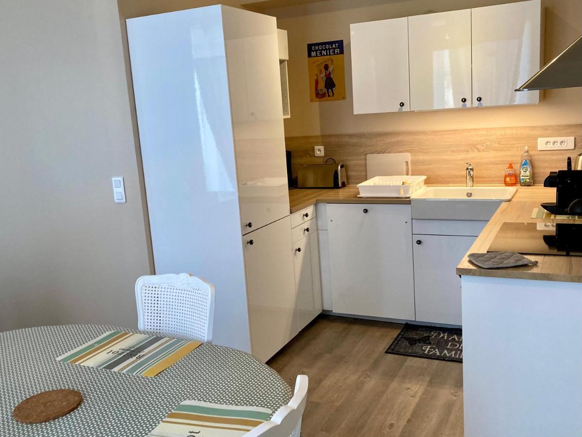 La Maison Virginie Appartements Climatises De 1 A 5 Pers Cosy Hyper Centre Cour Parking Linge Fibre Proximite Port Lac Canal Piscine مونتارجي المظهر الخارجي الصورة